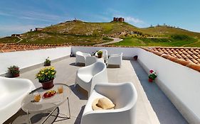 Apartamentos Consuegra frente a los molinos